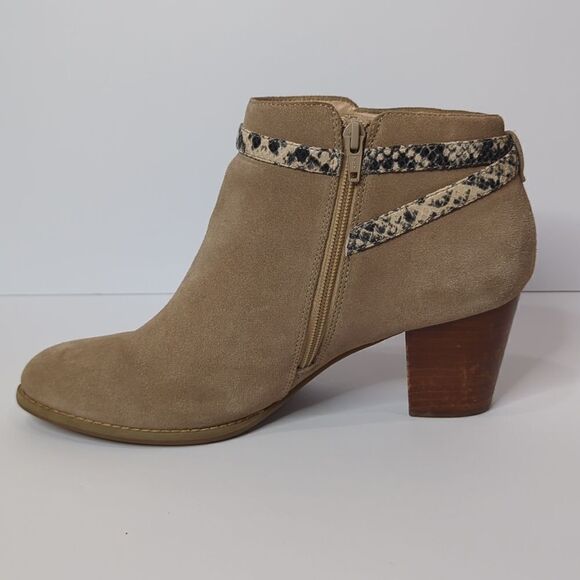Vionic Upright Upton Taupe Suede Leather Ankle Booties Size 11 - Picture 6 of 13